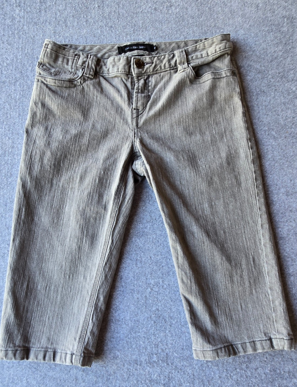 Calvin Klein Jeans Women's Low Rise Denim Cut Off Bermuda Shorts Grey Size 10